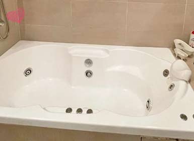 Hotel con jacuzzi en la habitación Córdoba