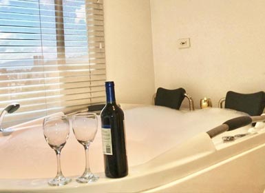 Hoteles con Jacuzzi en la habitación Medellín