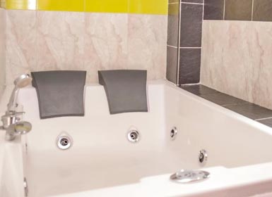 Hoteles con Jacuzzi en la habitación Medellín