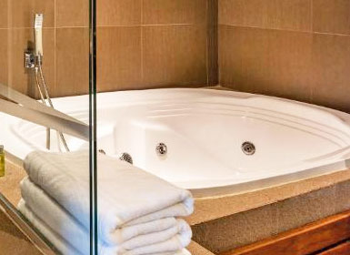 Hoteles con Jacuzzi en la habitación Bogotá
