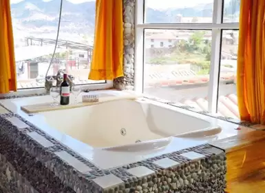Hoteles con habitación con jacuzzi en Cusco