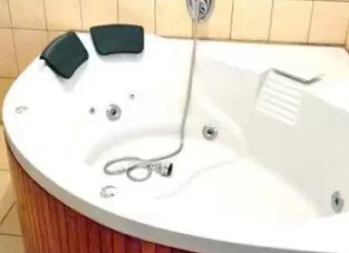 Hotel con jacuzzi en la habitación Caraz, Ancash