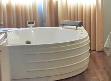 Hotel con Jacuzzi Privado en Callao, Lima