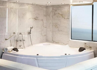 Suite con Jacuzzi Lima