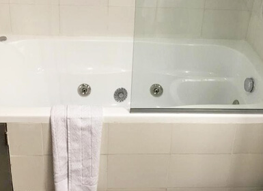Hoteles con Jacuzzi en la habitación Montevideo